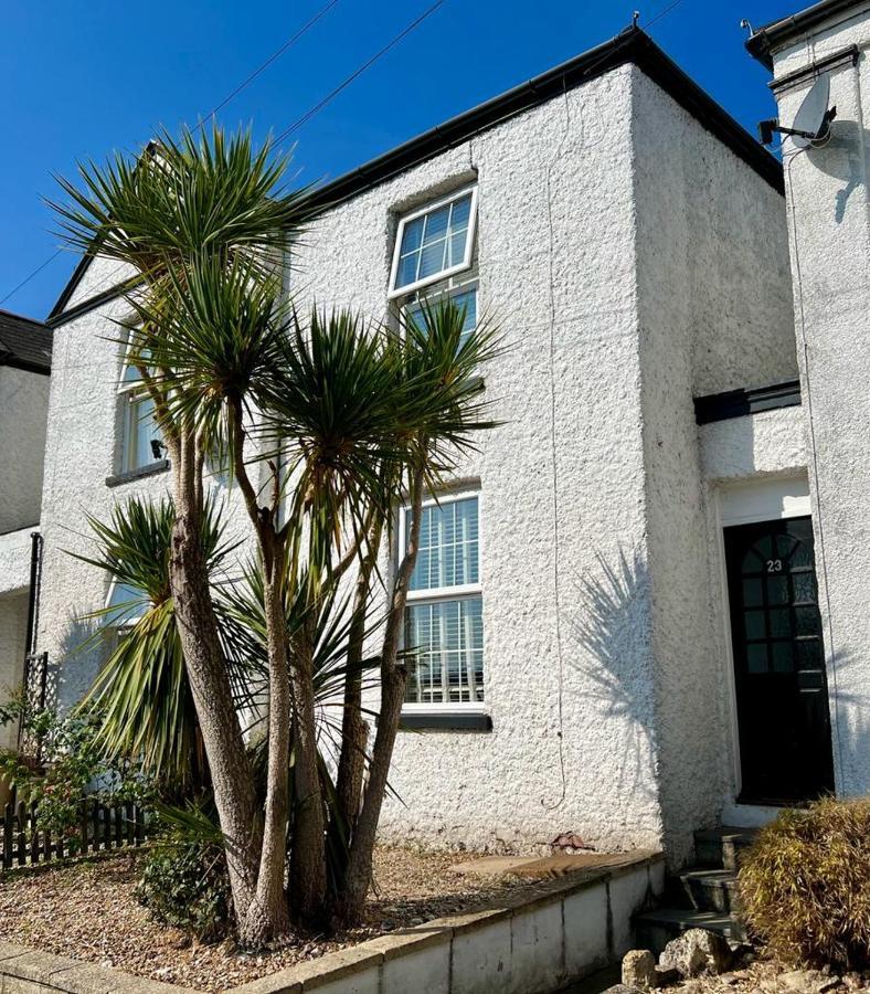 Villa Charming House By The Sea à Ryde  Extérieur photo